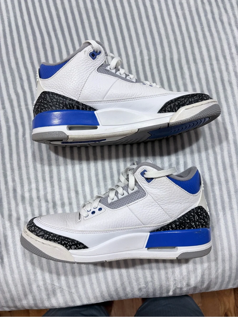 Jordan Men’s Athletic Shoes White Blue Black Elephant Print